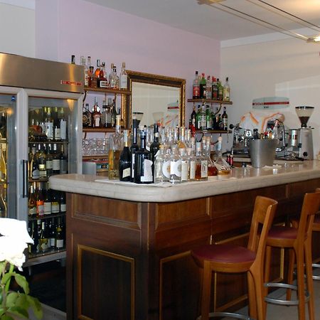 Locanda Da Vittorio Manerba del Garda Ngoại thất bức ảnh