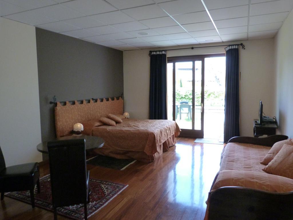 Locanda Da Vittorio Manerba del Garda Phòng bức ảnh